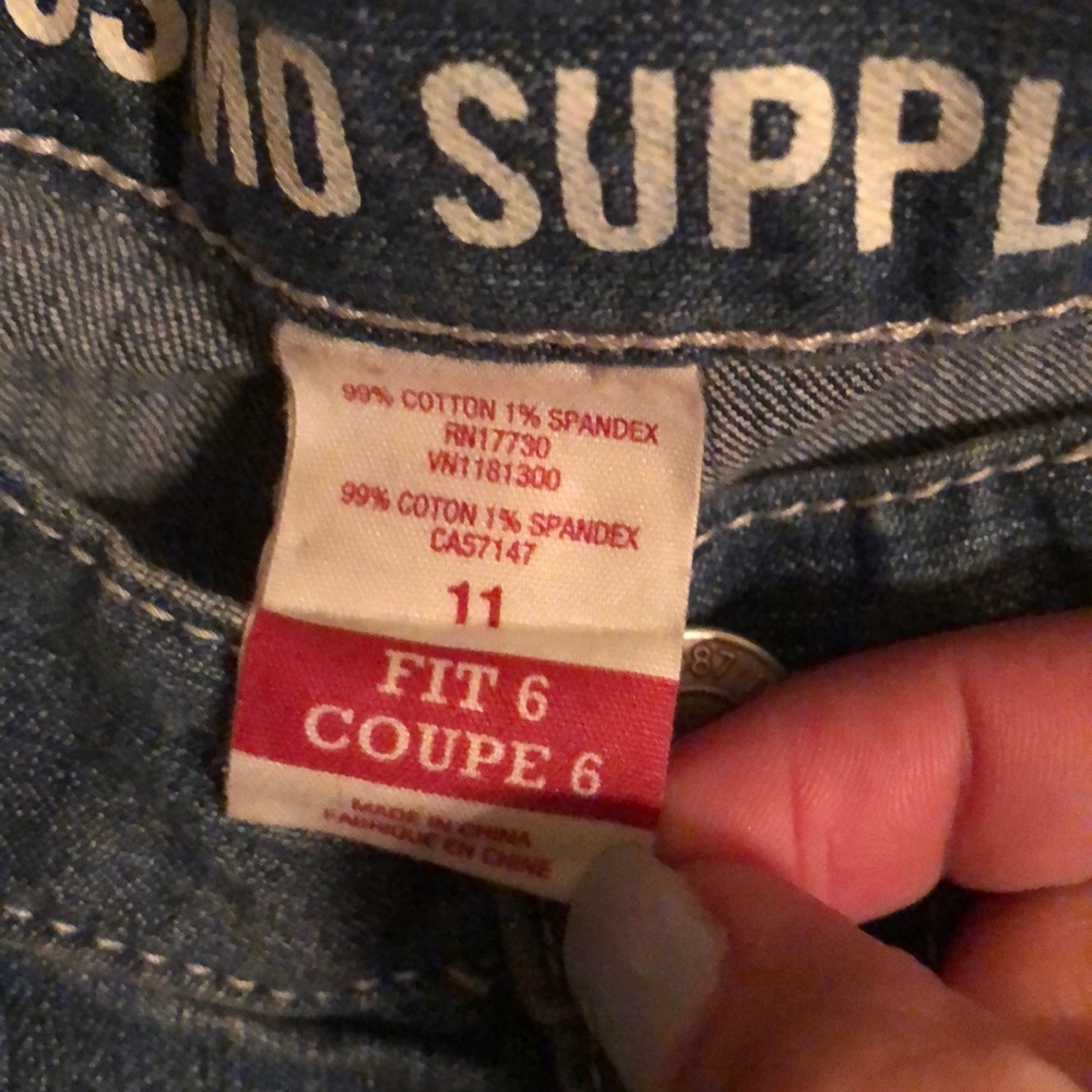 Shorts - Picture 2 of 5
